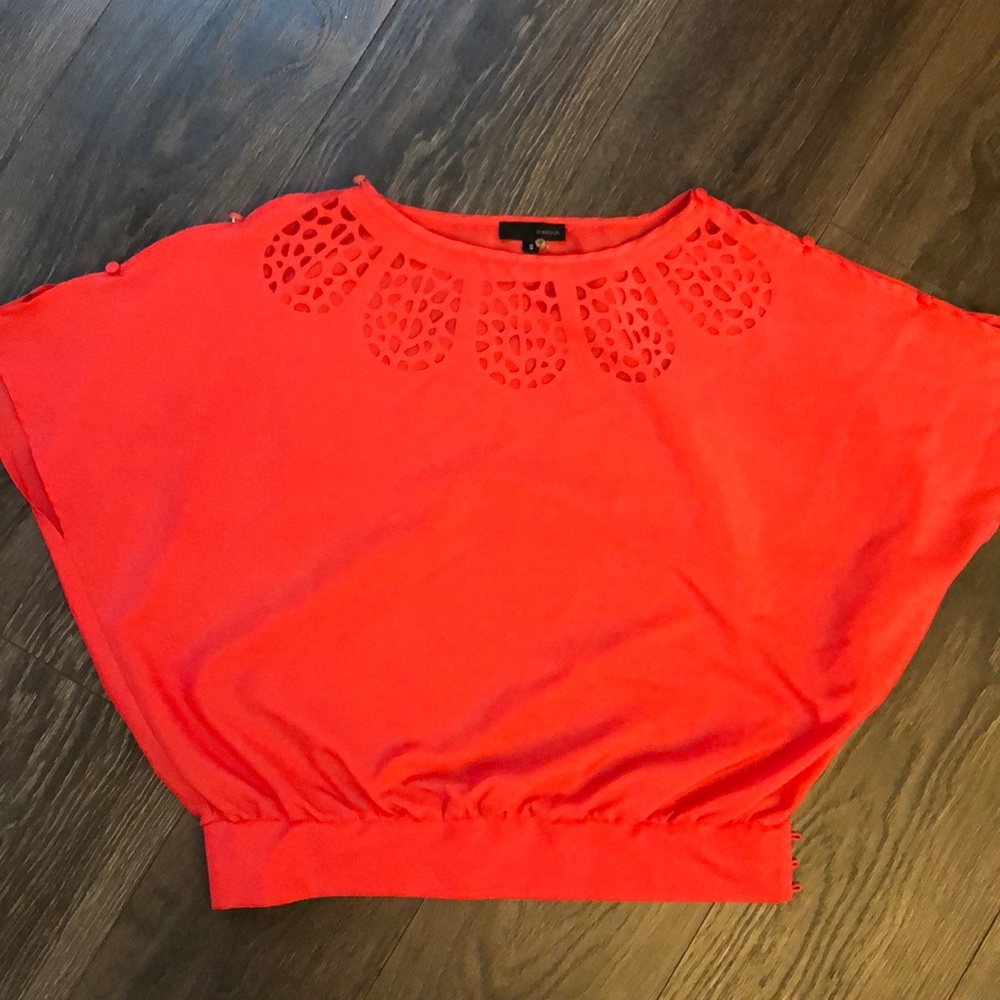 Light weight coral women’s top